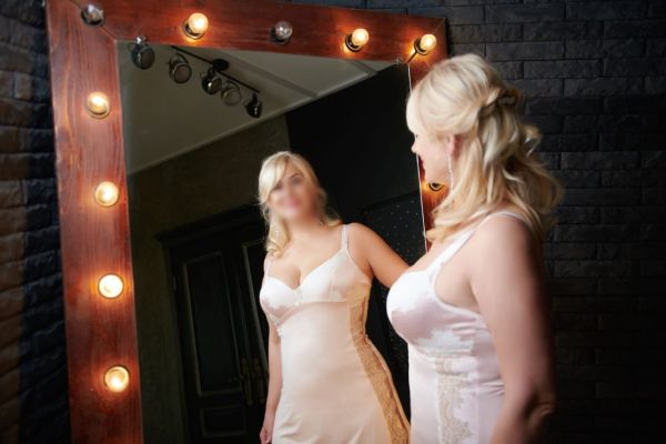 Стриптизерша проститутка ЧИТАЕМ АНКЕТУ, от 5000 руб. в час, круглосуточно